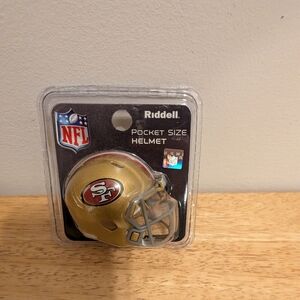 NFL San Francisco 49ers Gold Pocket Size Helmet Keychain